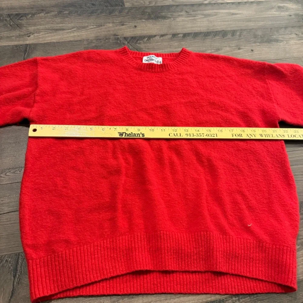 Old Navy classic crewneck